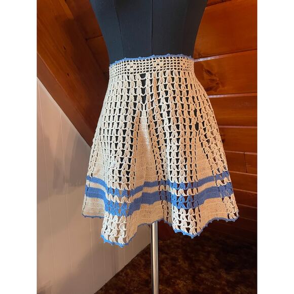 Vintage 50s Handmade White and Blue Open-Weave Crocheted Half Apron - Picture 1 of 7